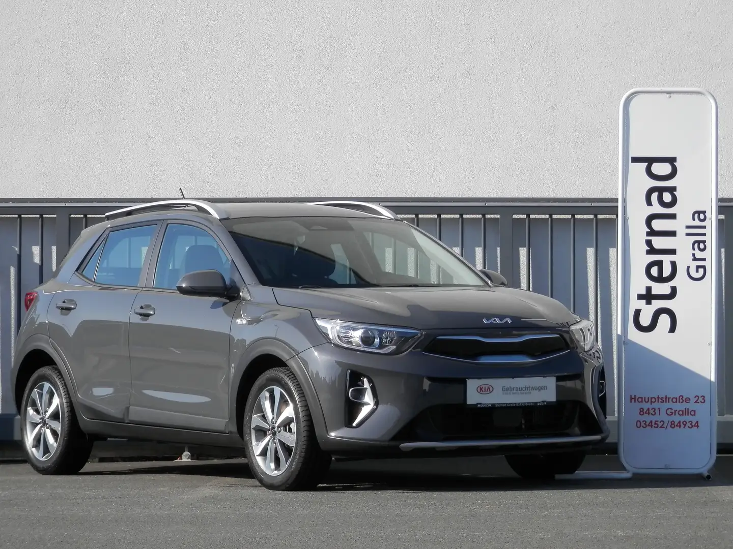 Kia Stonic 1,0 TGDI GPF ISG Silber Grau - 1