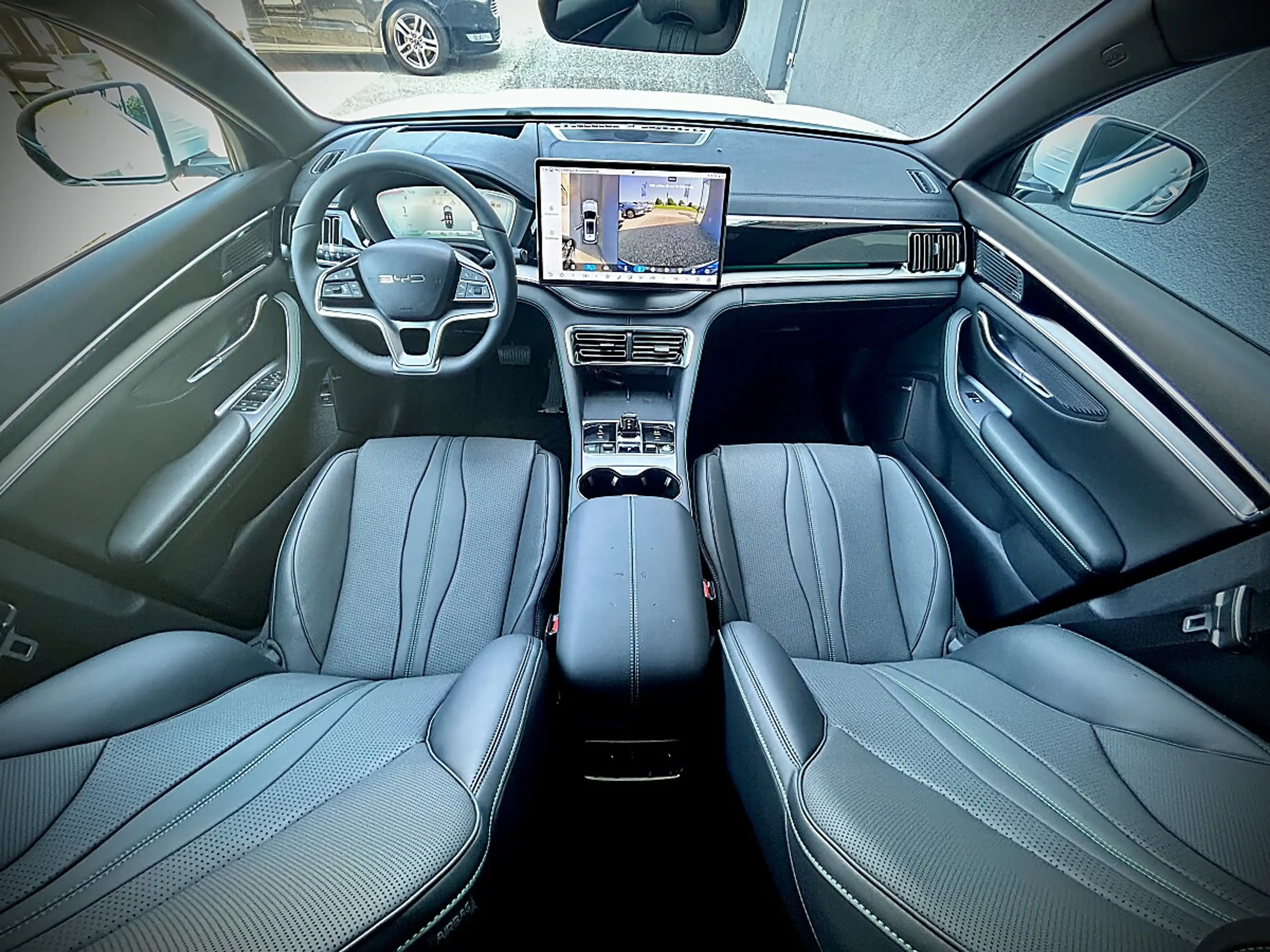 BYD Seal U DM-i PHEV 18,3kWh AWD Design LEASING AKTION — photo 9