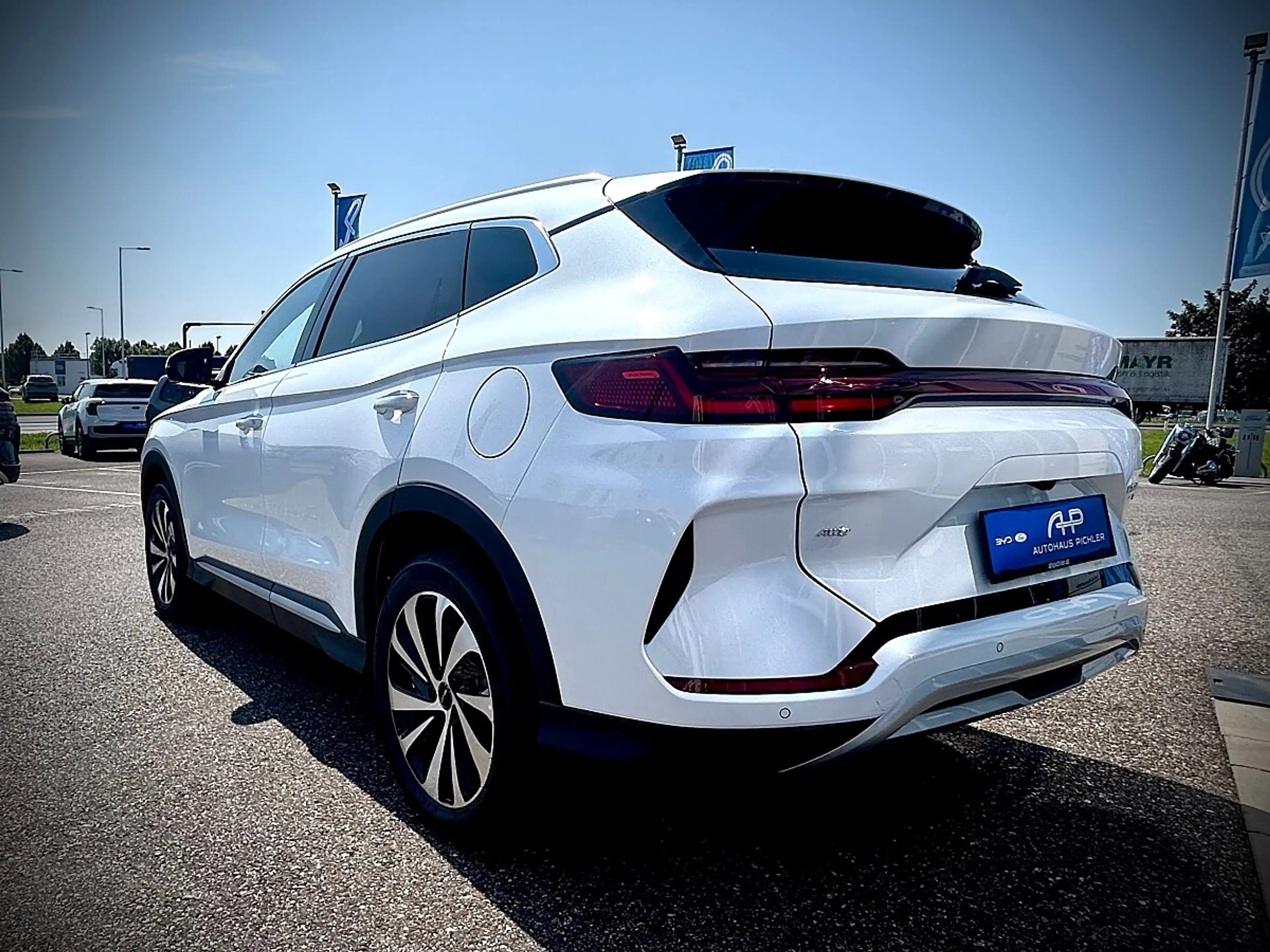 BYD Seal U DM-i PHEV 18,3kWh AWD Design LEASING AKTION — photo 5