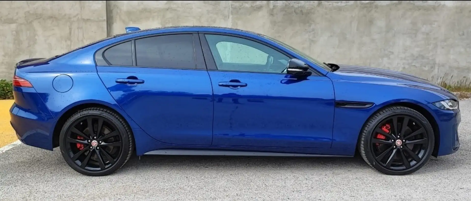 Jaguar XE 2.0d i4 mhev R-Dynamic SE awd 204cv auto - 2