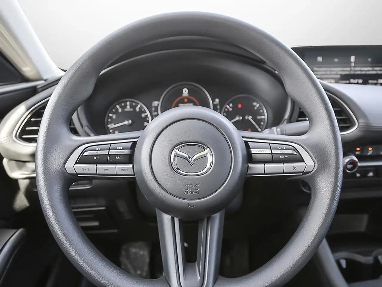 Mazda 3 снимка Mazda 3