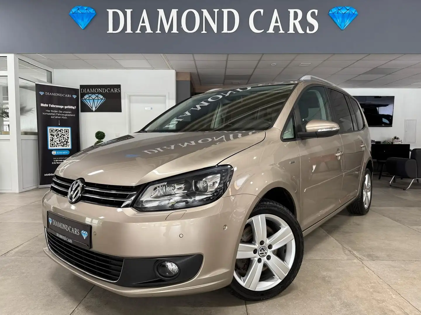 Volkswagen Touran Life *AUTOMATIK*PANO*STANDHEIZUNG* Bej - 2