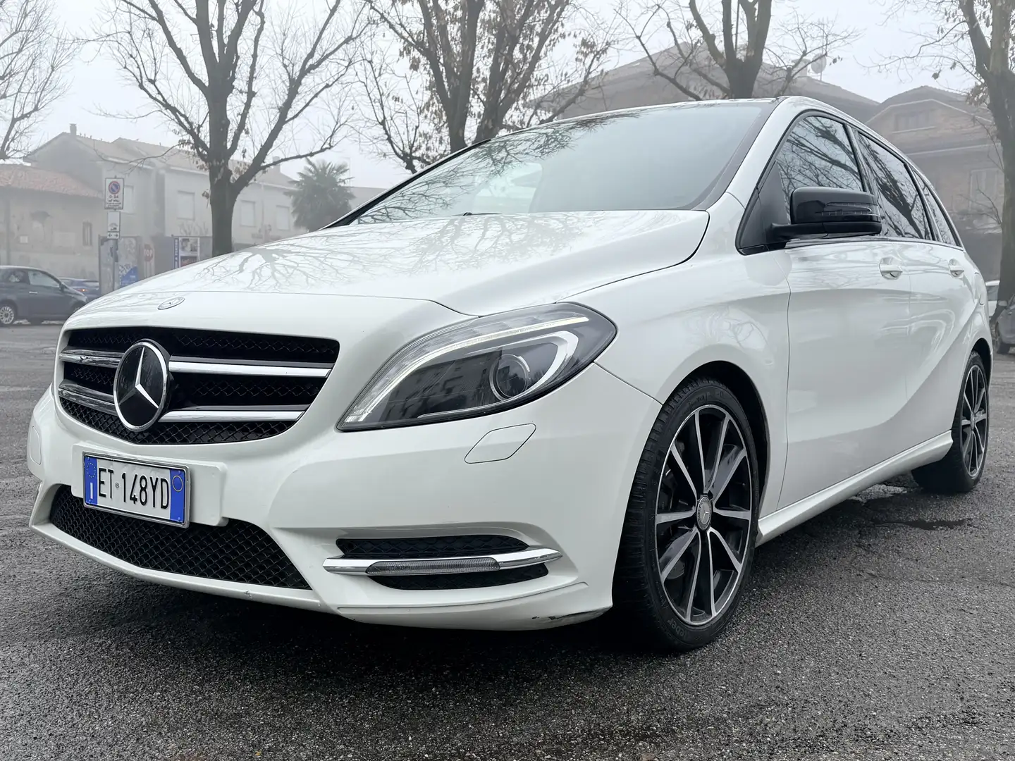 Mercedes-Benz B 220 cdi BE Premium - 1