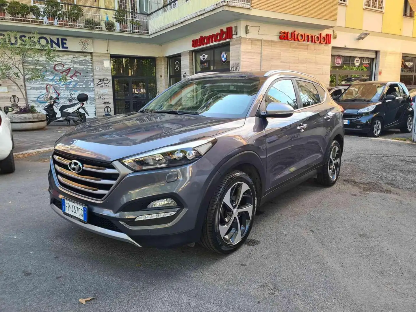 Hyundai TUCSON 1.7 CRDi Comfort Grigio - 1