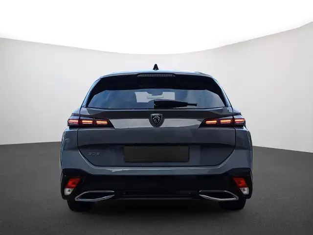 Peugeot 308 view 3