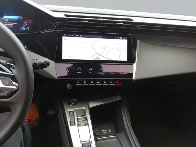 Peugeot 308 view 12