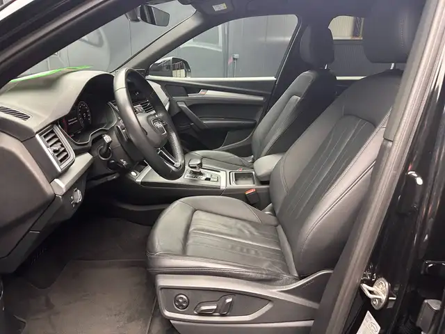 Audi Q5 view 15