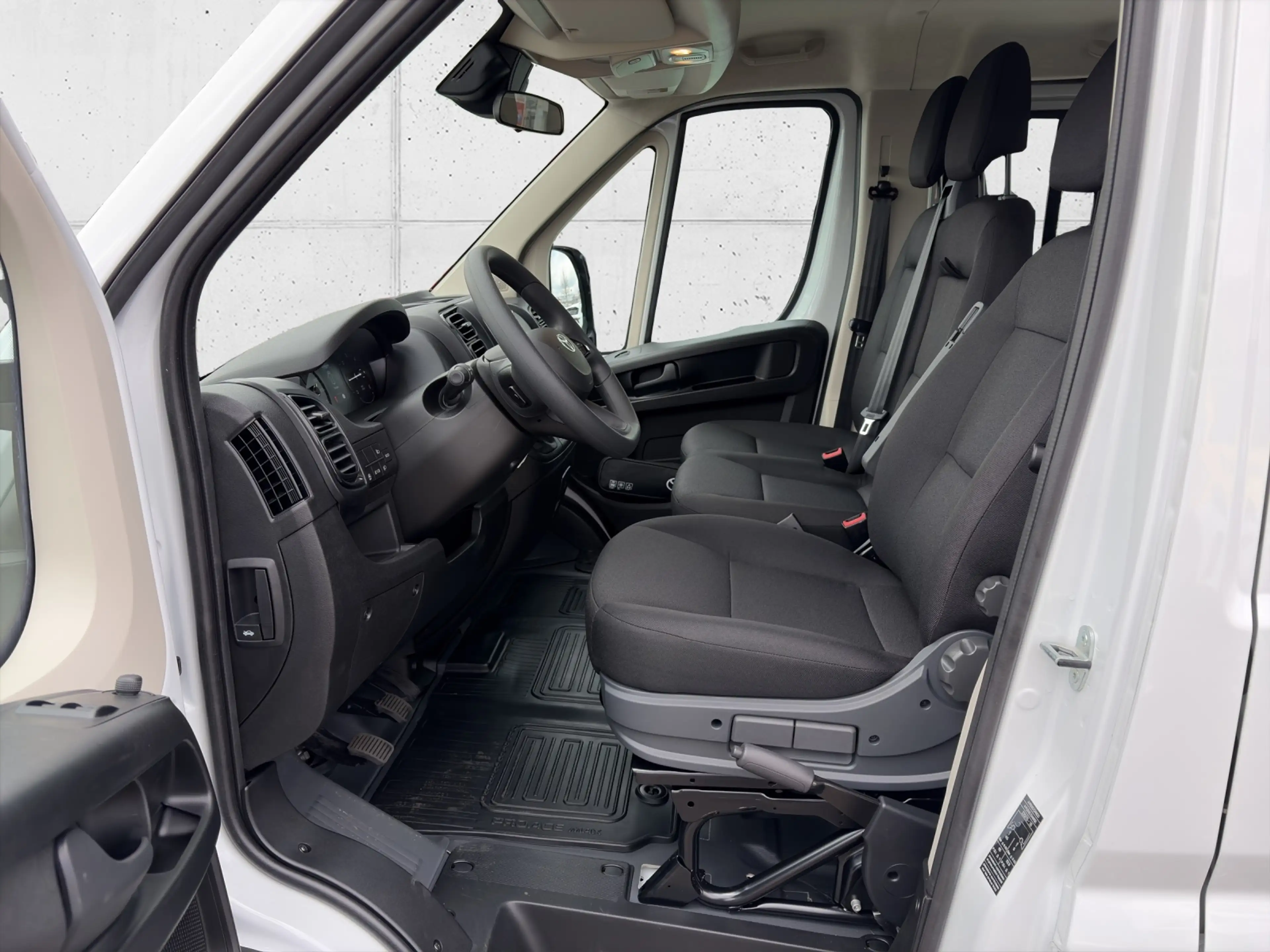 Toyota Proace Max Max Pritsche Work L3 H1 6M 4t. — photo 7