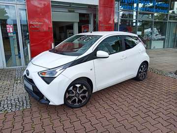 Aygo AYGO x-play Team D