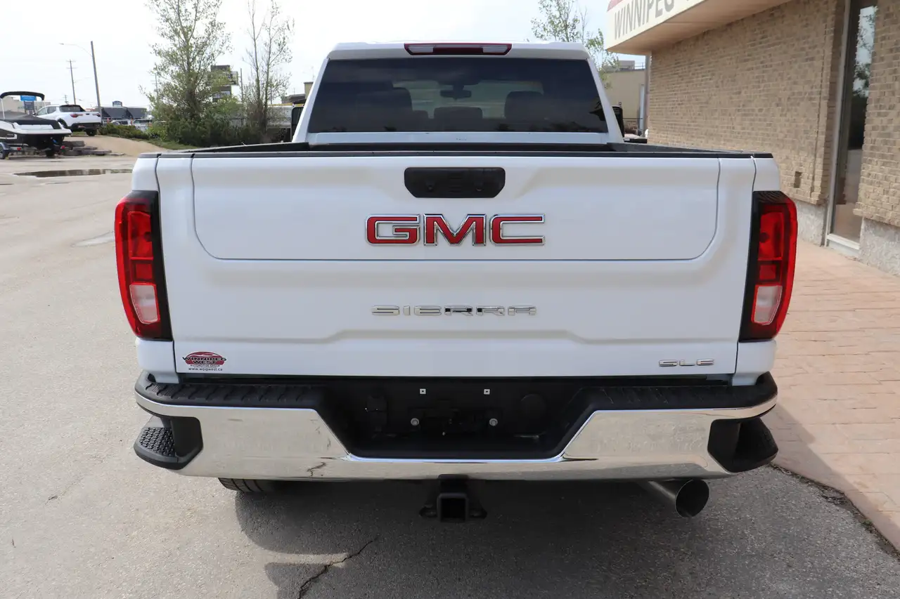 GMC Sierra 3500HD снимка GMC Sierra 3500HD