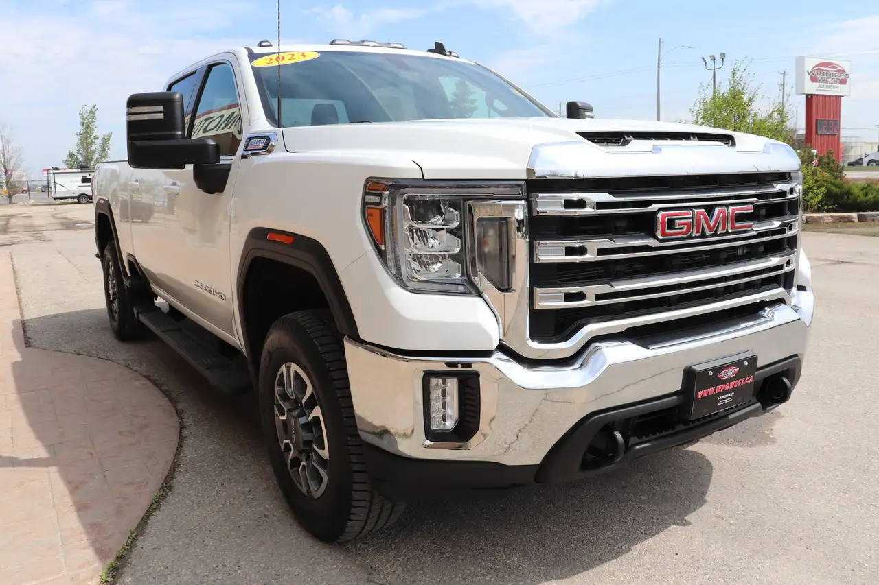 GMC Sierra 3500HD снимка GMC Sierra 3500HD