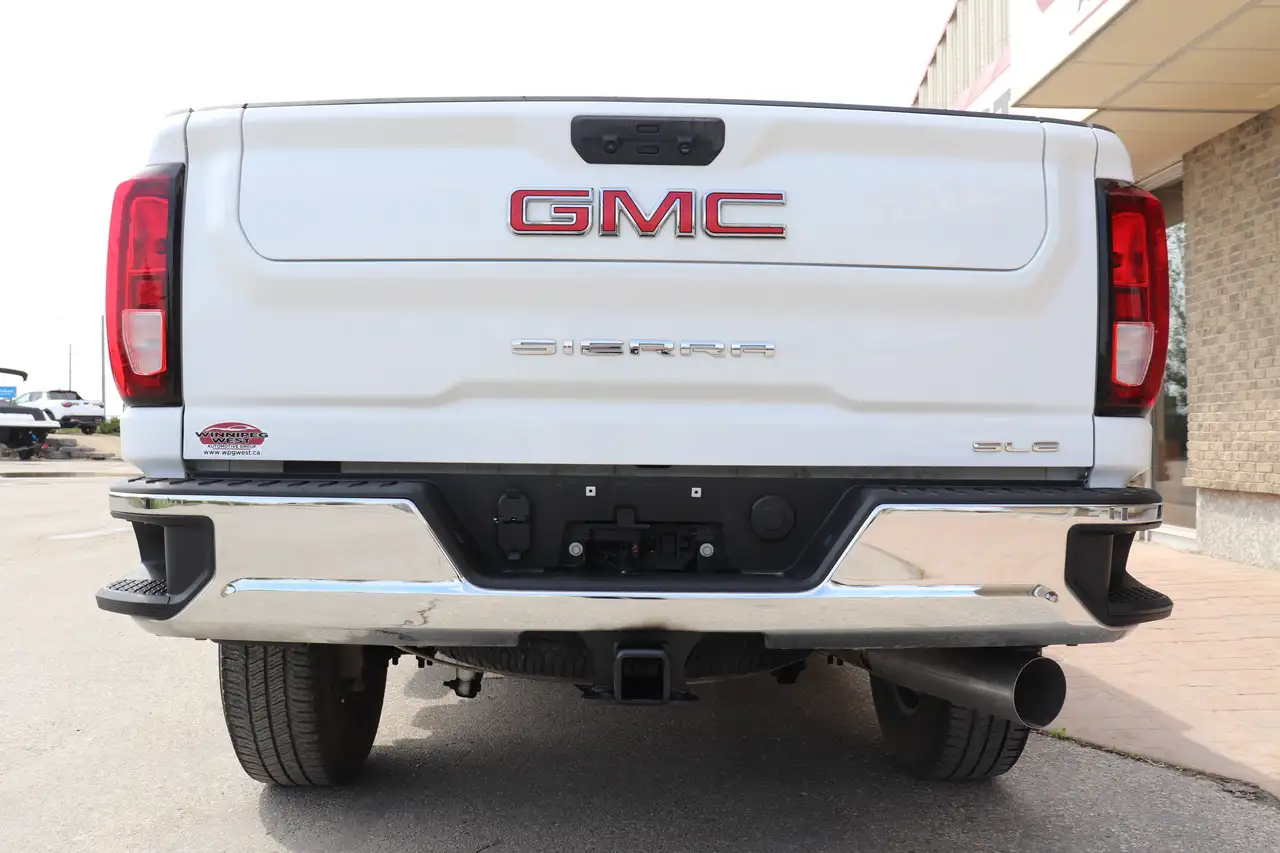 GMC Sierra 3500HD снимка GMC Sierra 3500HD
