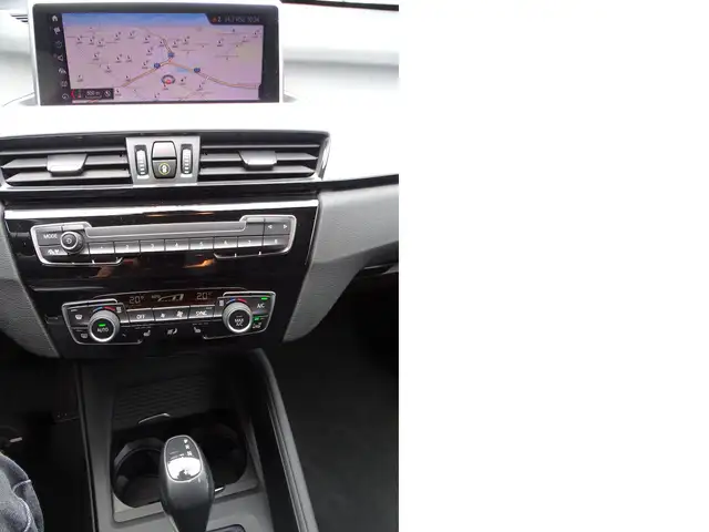 BMW X1 view 12