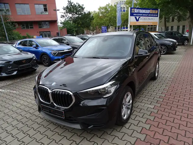 BMW X1 main image