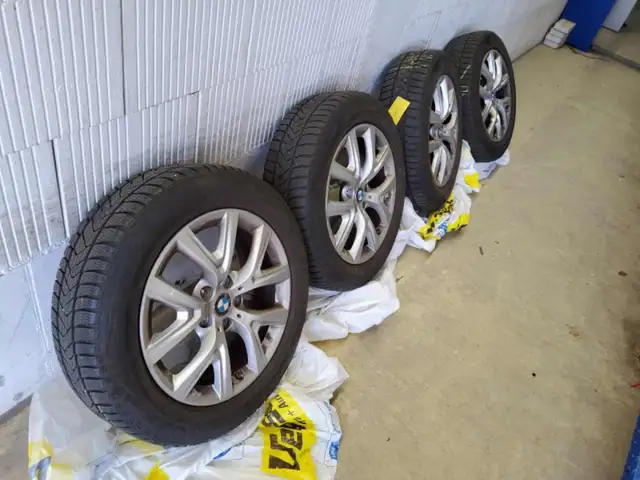 BMW X1 view 14