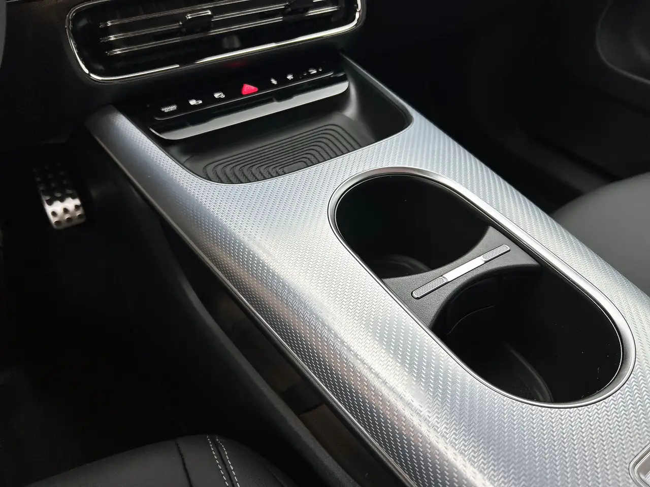 Mercedes-Benz CLA 2026 — фото 11