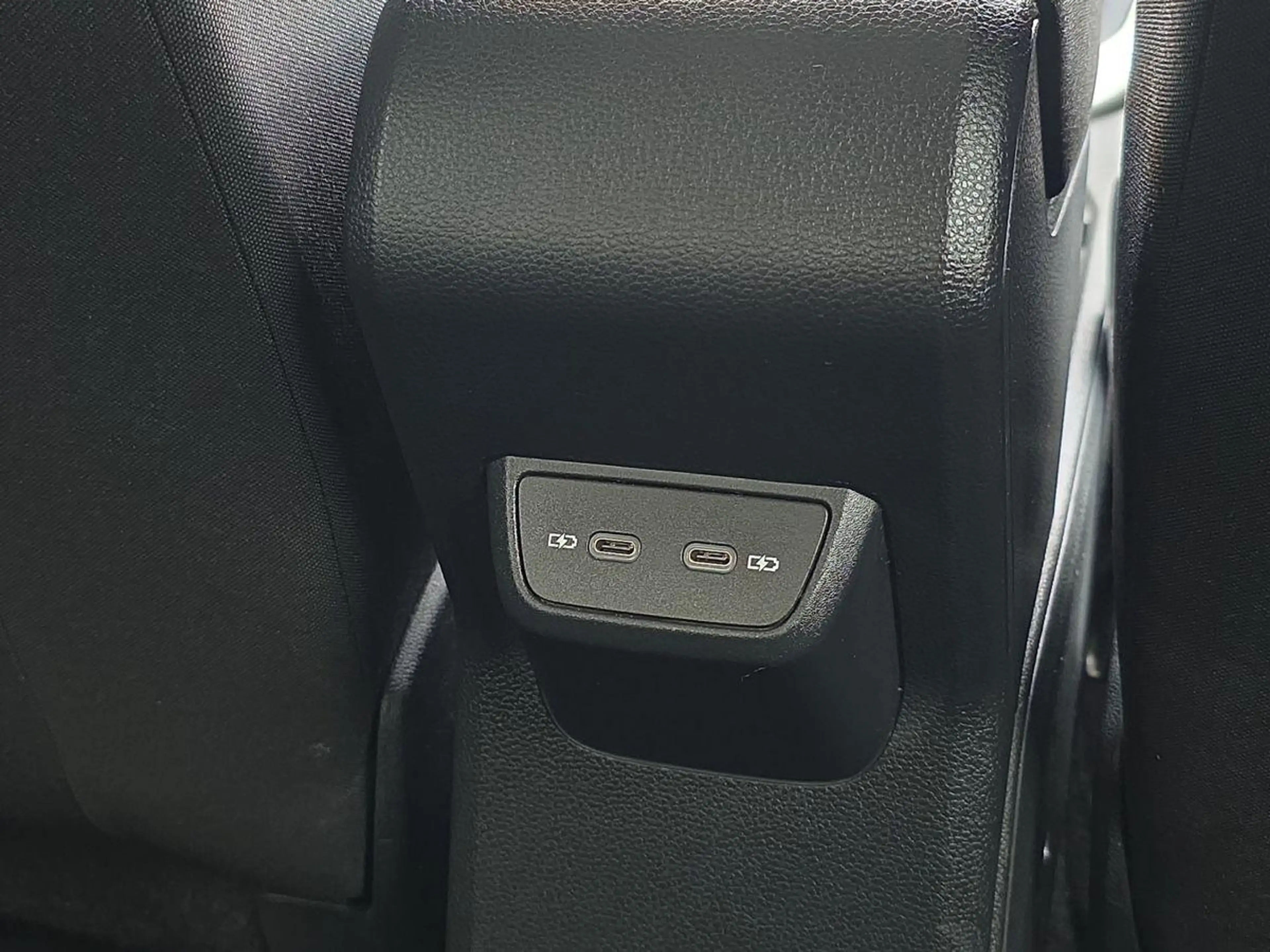 Volkswagen Polo 1.0 TSI V-COCK NAVI  LED KLIMA-AUTO SPURH APP — photo 10