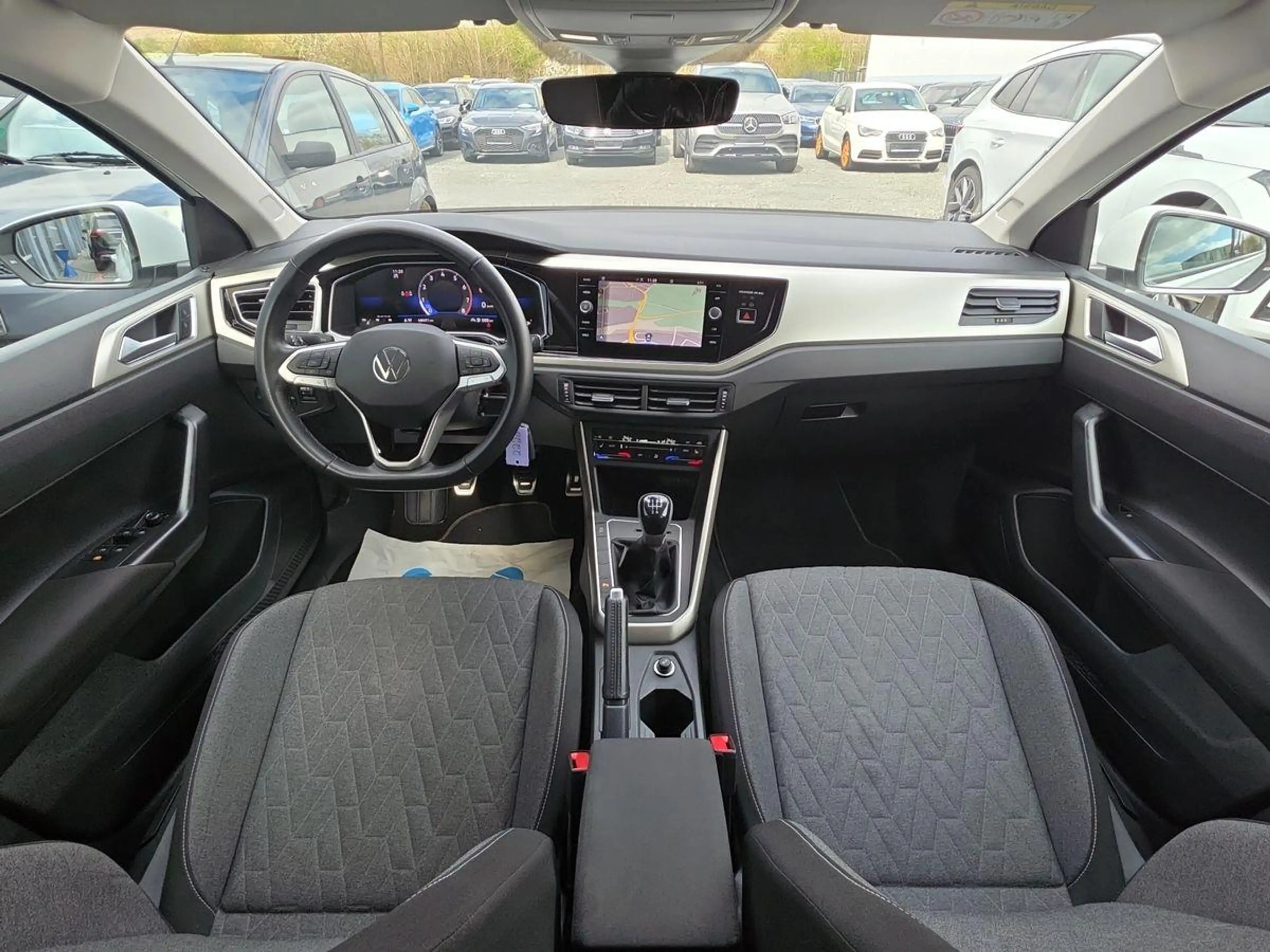 Volkswagen Polo 1.0 TSI V-COCK NAVI  LED KLIMA-AUTO SPURH APP — photo 11