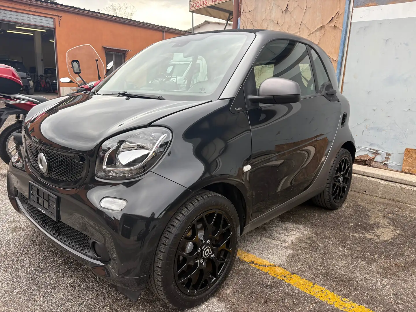 smart forTwo varie smart turbo 90cv disponibili chiamare X info Nero - 1