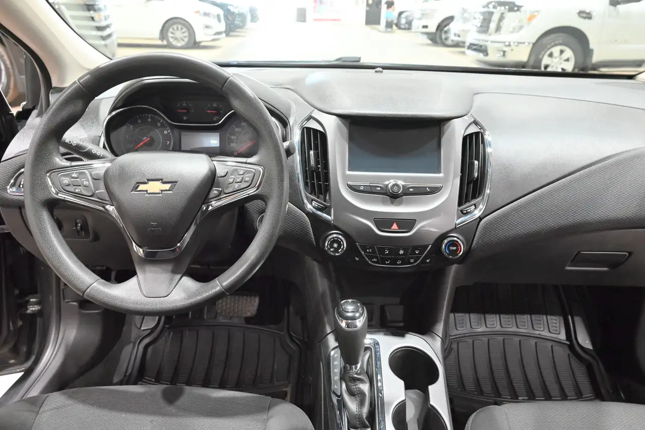 Chevrolet Cruze снимка Chevrolet Cruze