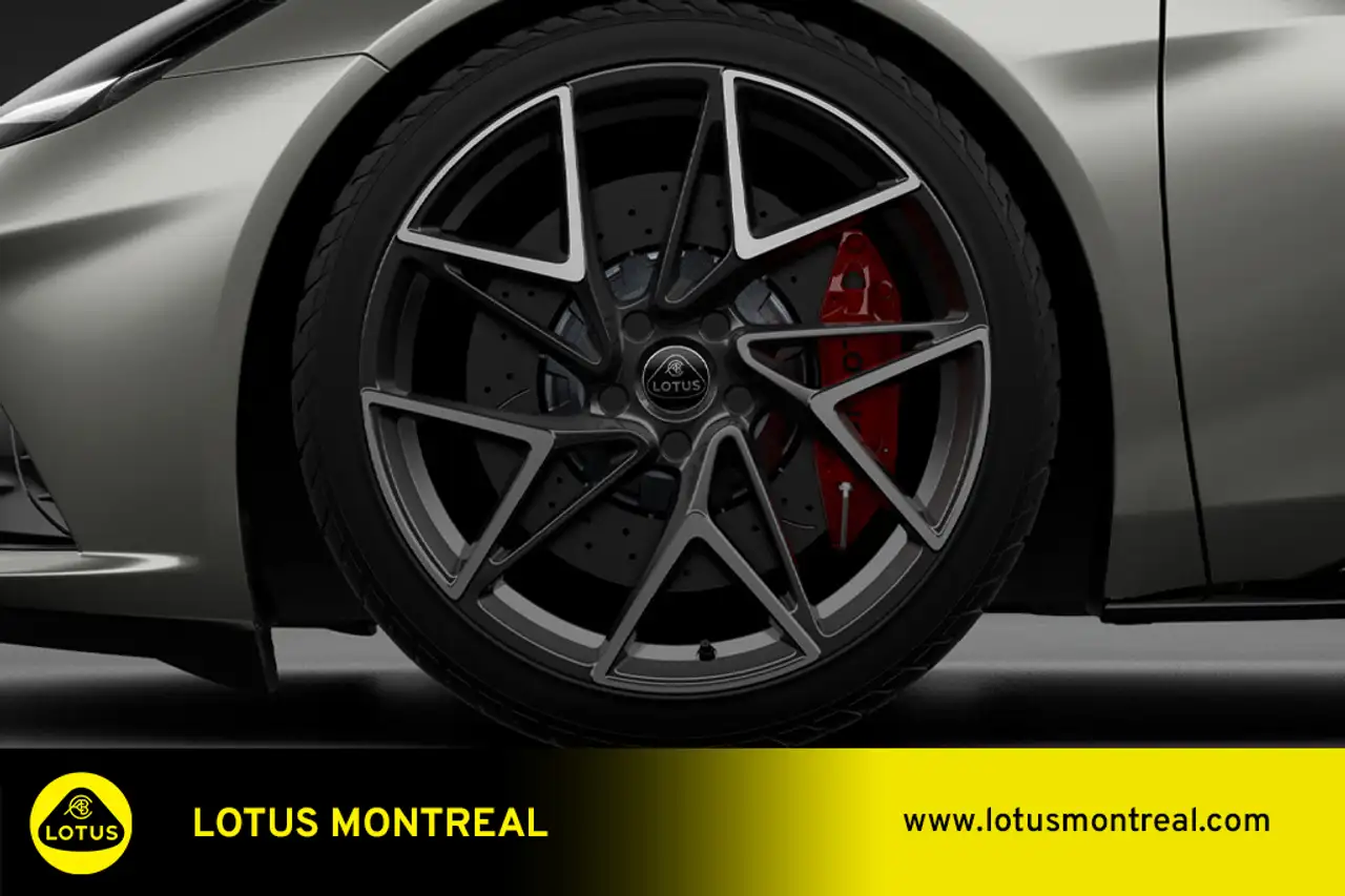 Lotus Emira снимка Lotus Emira