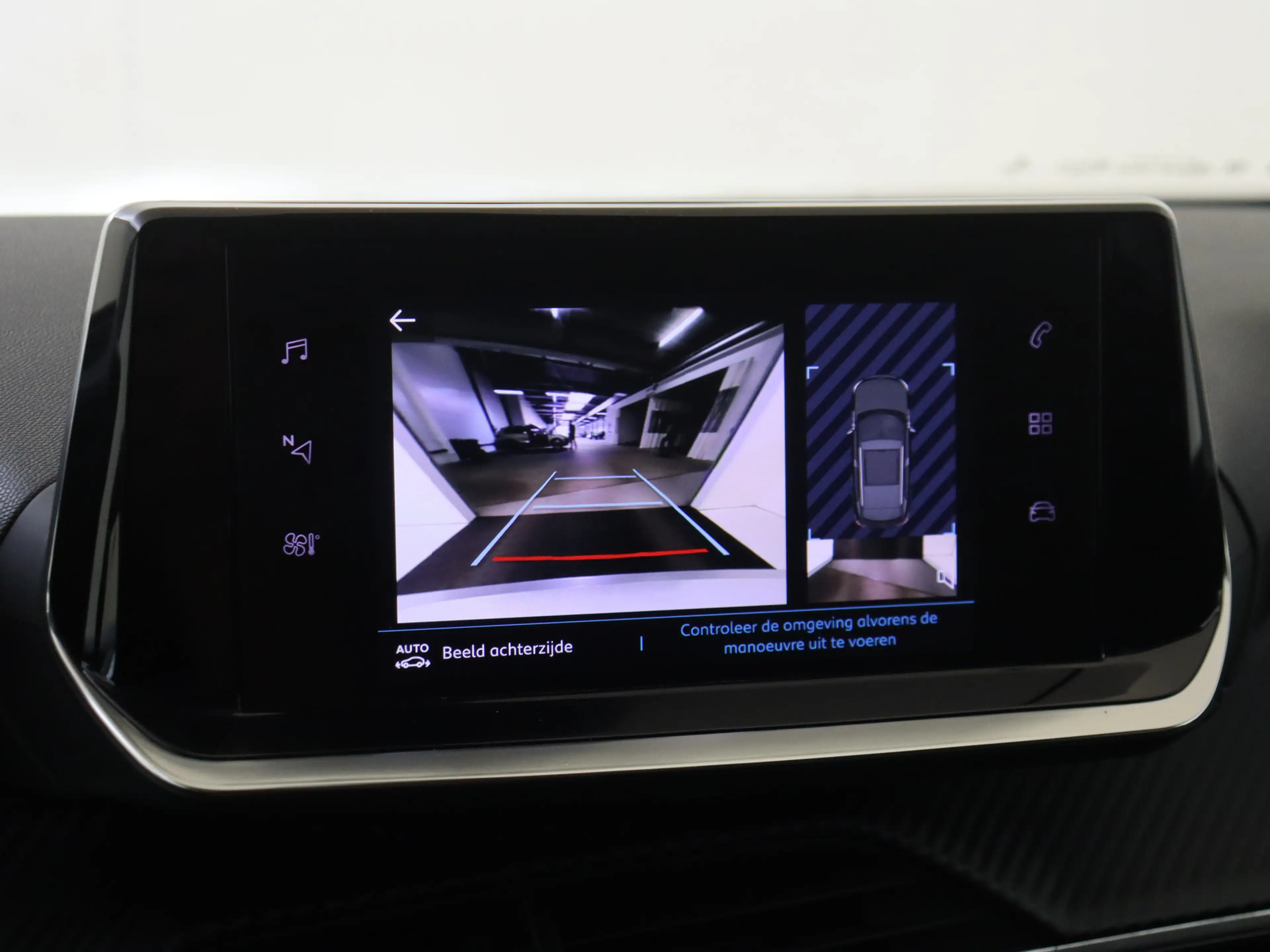 Peugeot e-2008 EV Allure Pack 50 kWh YP — photo 14