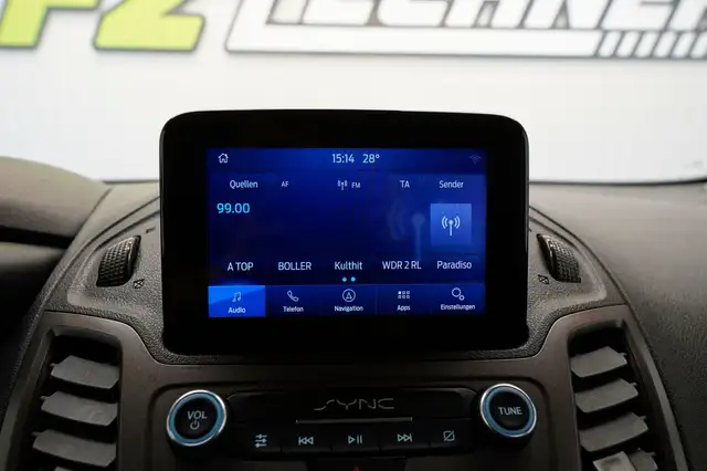 Ford Transit Connect view 24