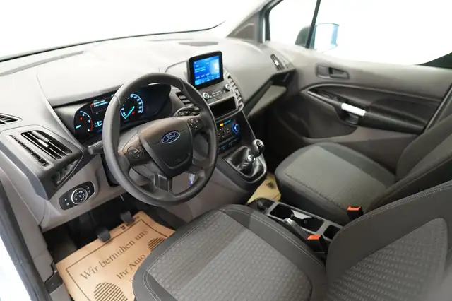 Ford Transit Connect view 13