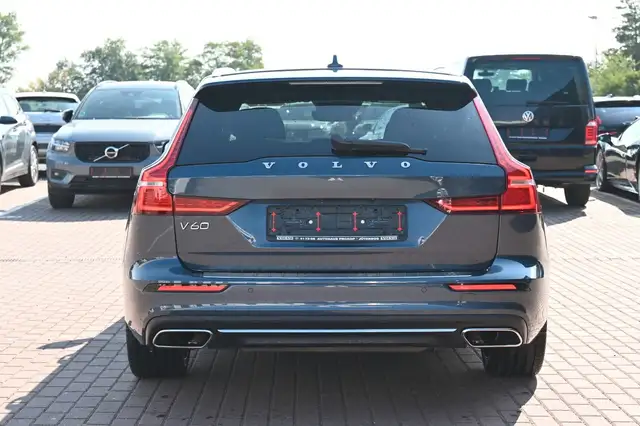 Volvo V60 view 5