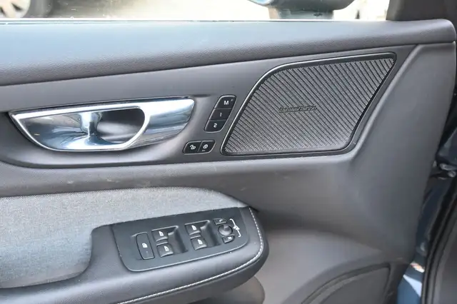 Volvo V60 view 15