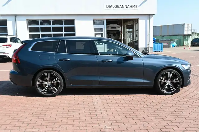 Volvo V60 view 7
