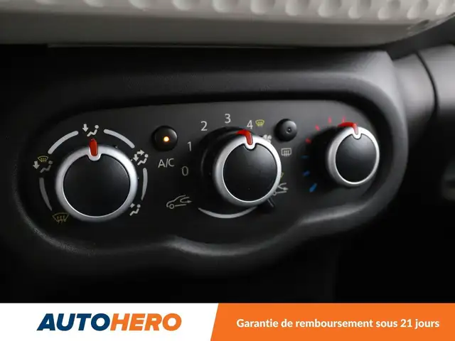 Renault Twingo view 22