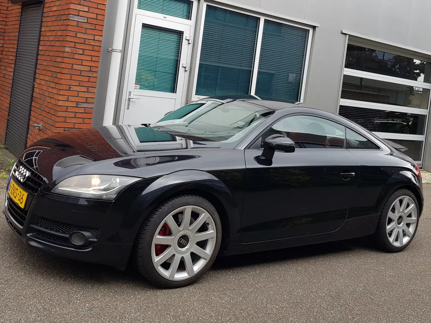 Audi TT 3.2 V6 Quattro Leder Xenon Cruise 18"Vlg Zwart - 2