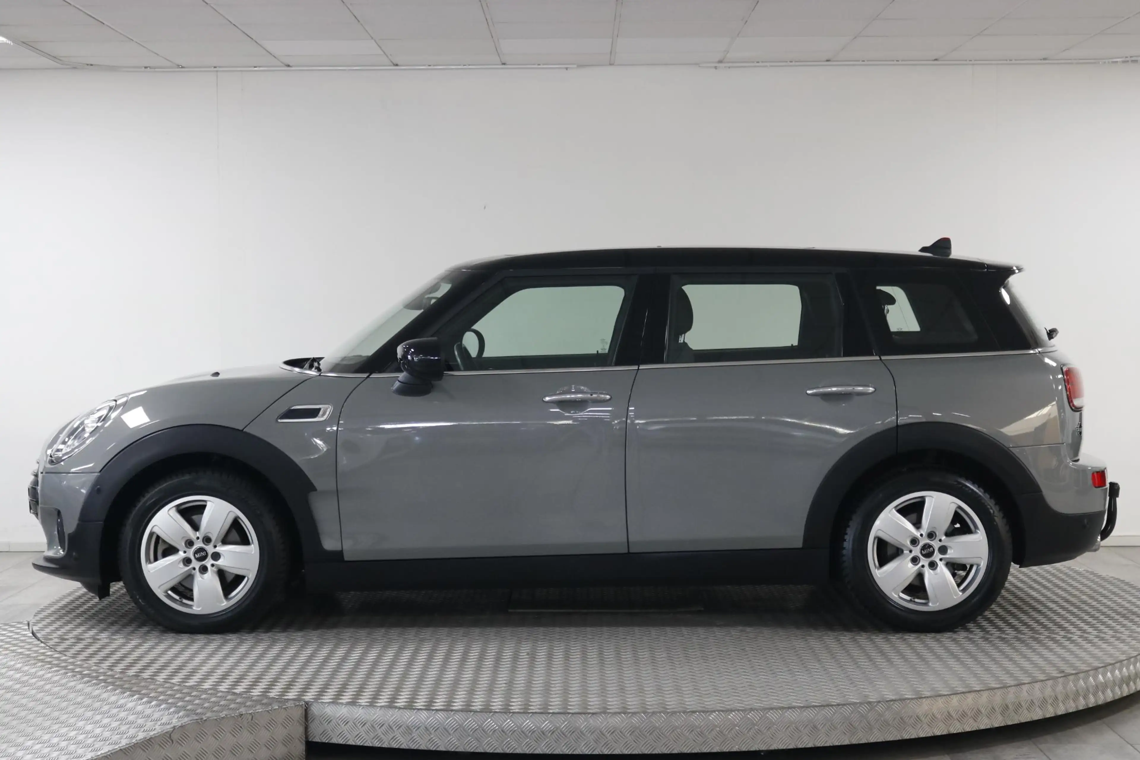 MINI Cooper Clubman 1.5 4X NW All-Seasons | Airco | Carplay | LED | Cr — photo 7