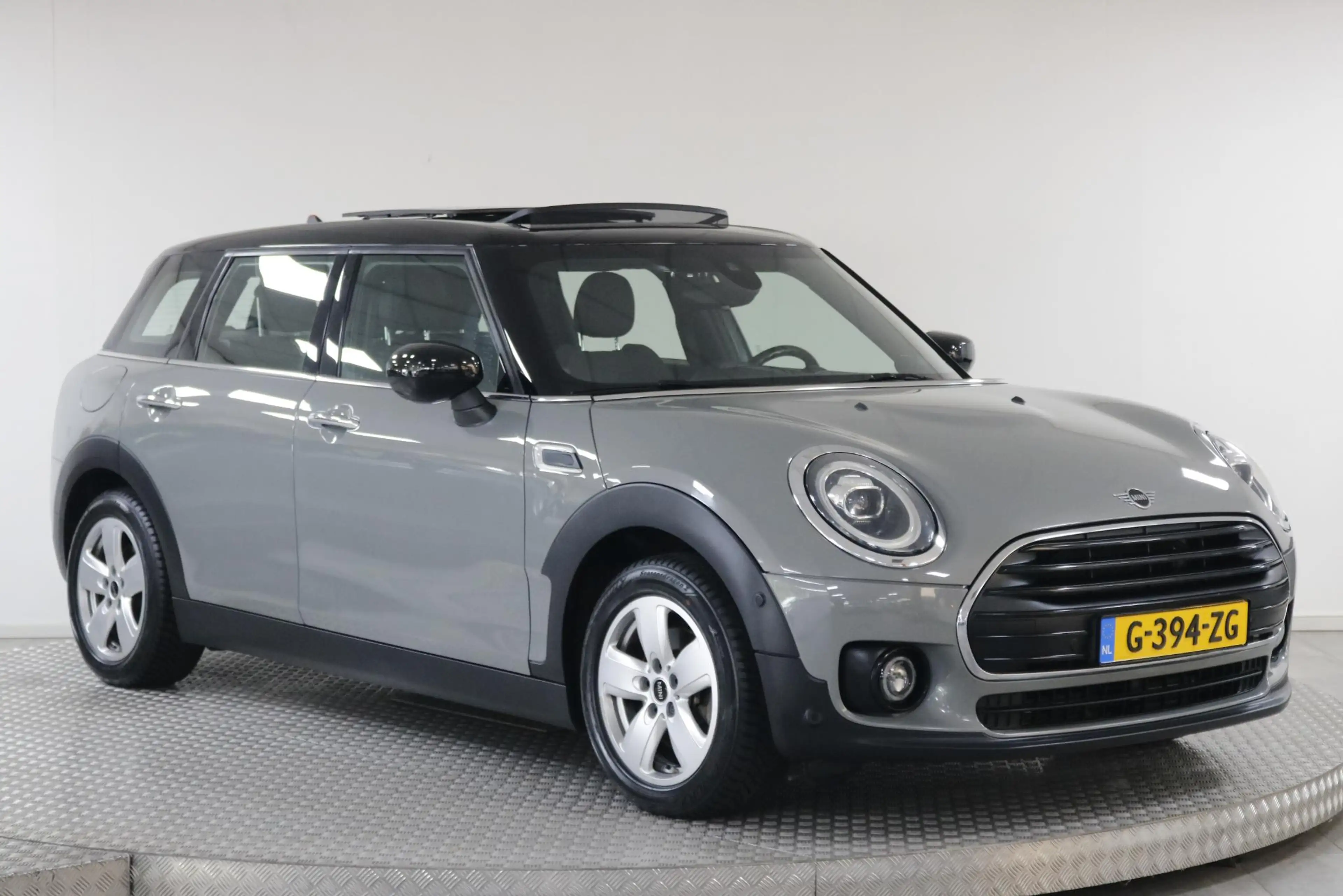 MINI Cooper Clubman 1.5 4X NW All-Seasons | Airco | Carplay | LED | Cr — photo 31