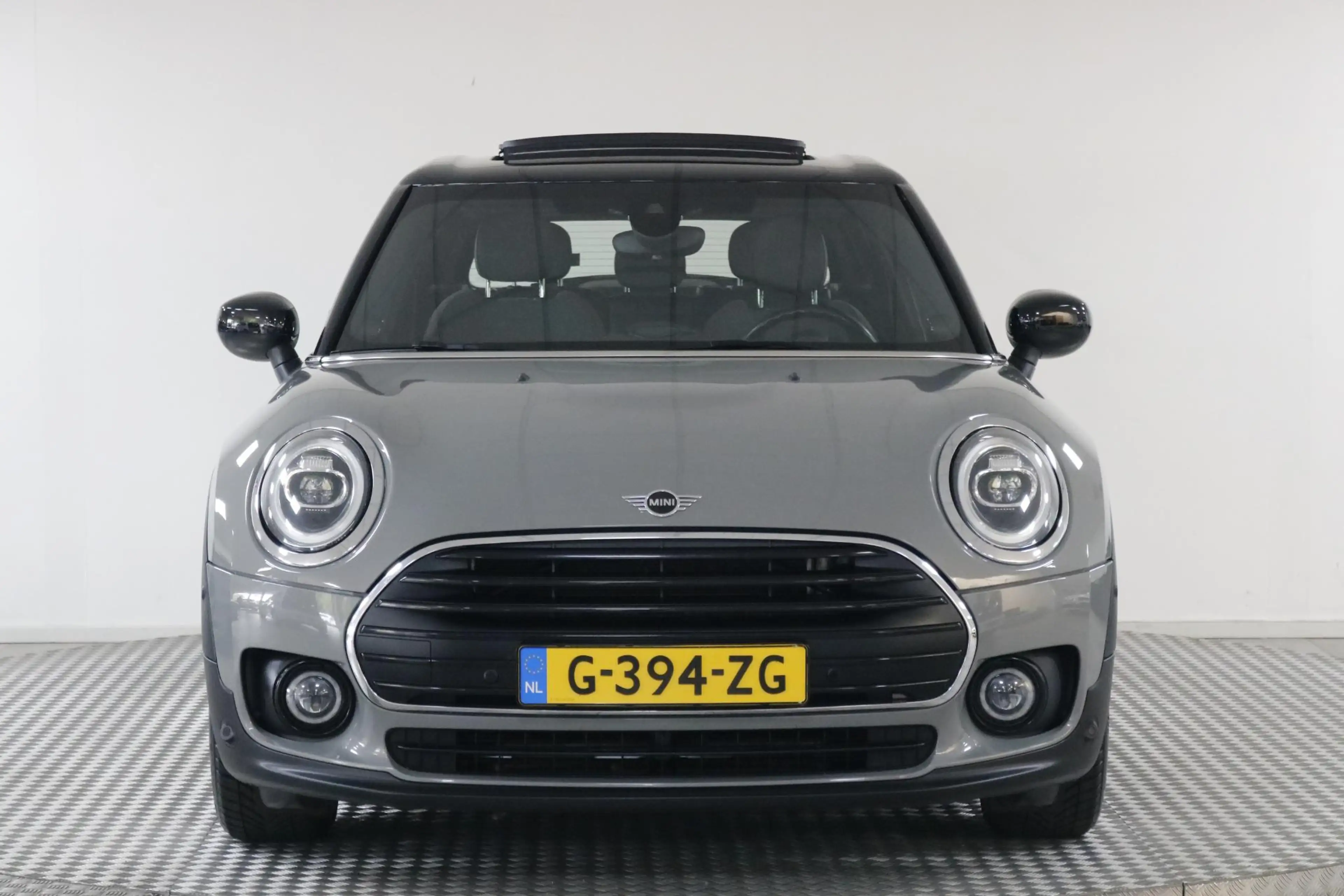 MINI Cooper Clubman 1.5 4X NW All-Seasons | Airco | Carplay | LED | Cr — photo 32