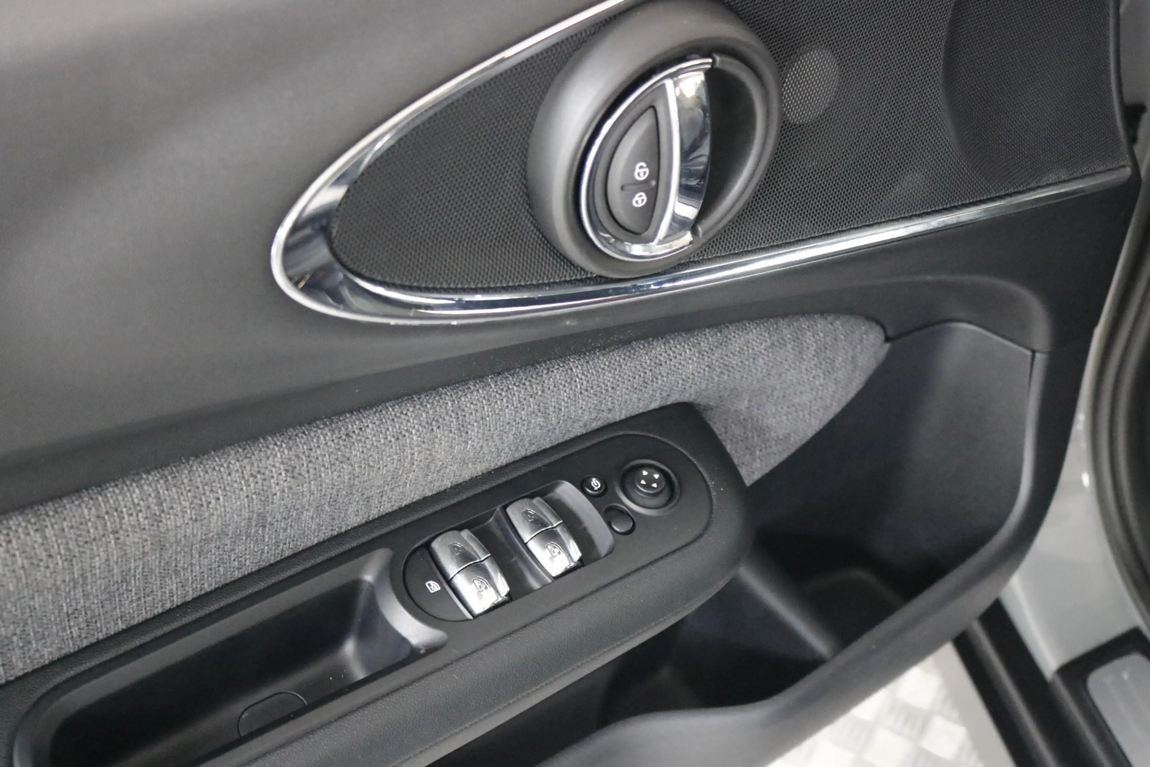 MINI Cooper Clubman 1.5 4X NW All-Seasons | Airco | Carplay | LED | Cr — photo 15
