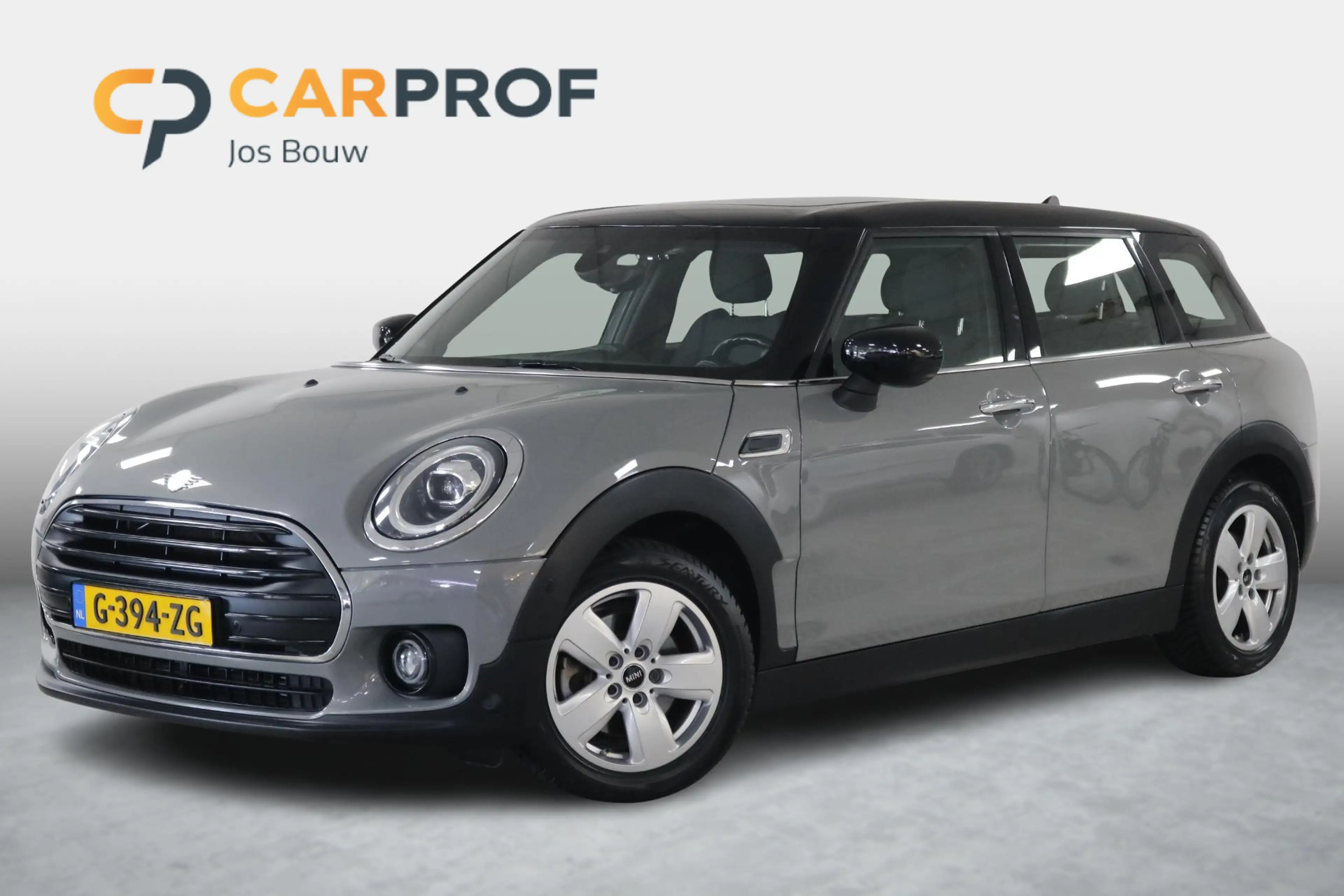 MINI Cooper Clubman 1.5 4X NW All-Seasons | Airco | Carplay | LED | Cr