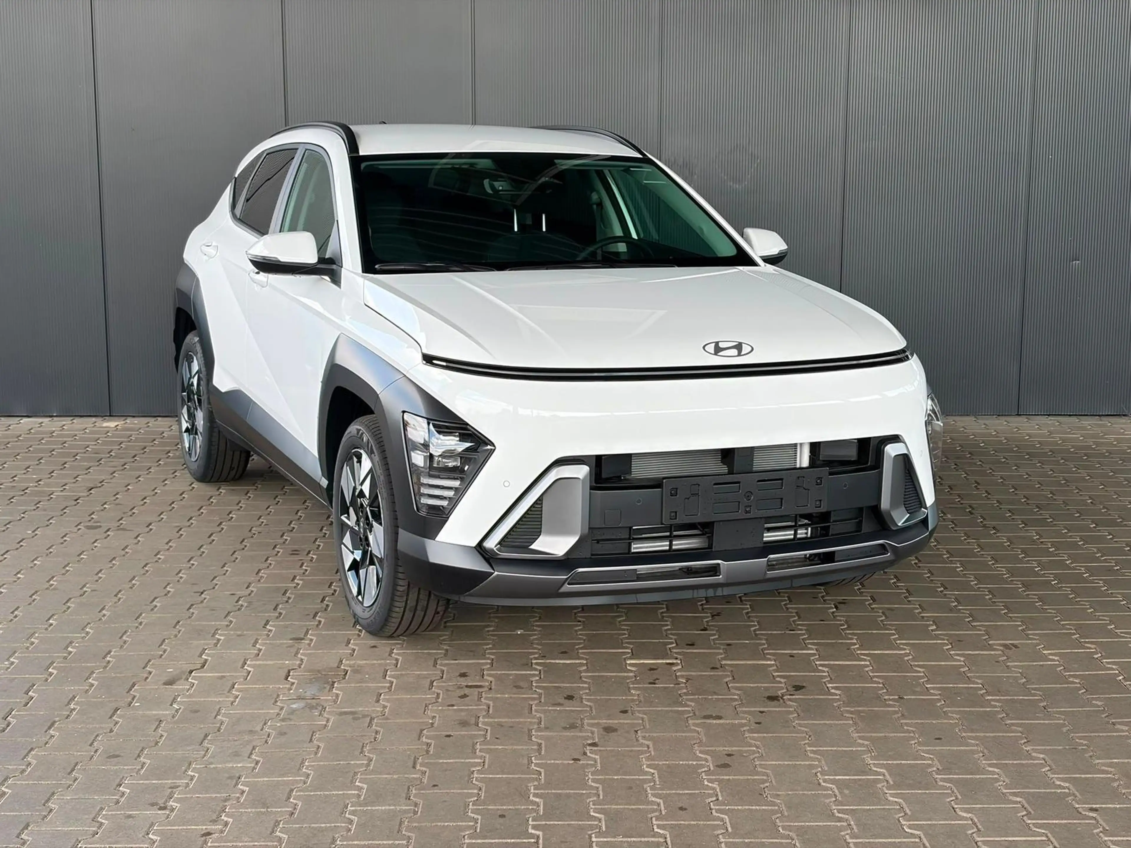 Hyundai KONA Comfort Plus 1.0 T-GDI 2WD / Navi / Keyless / PDC — photo 4