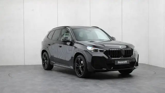 BMW X1 view 5