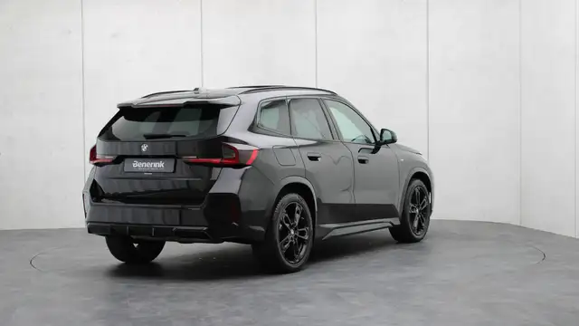 BMW X1 view 4