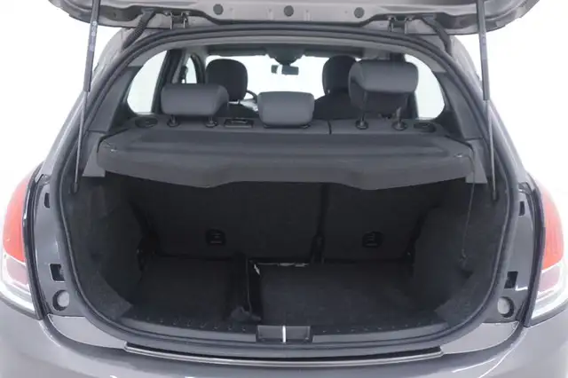 Lancia Ypsilon view 14