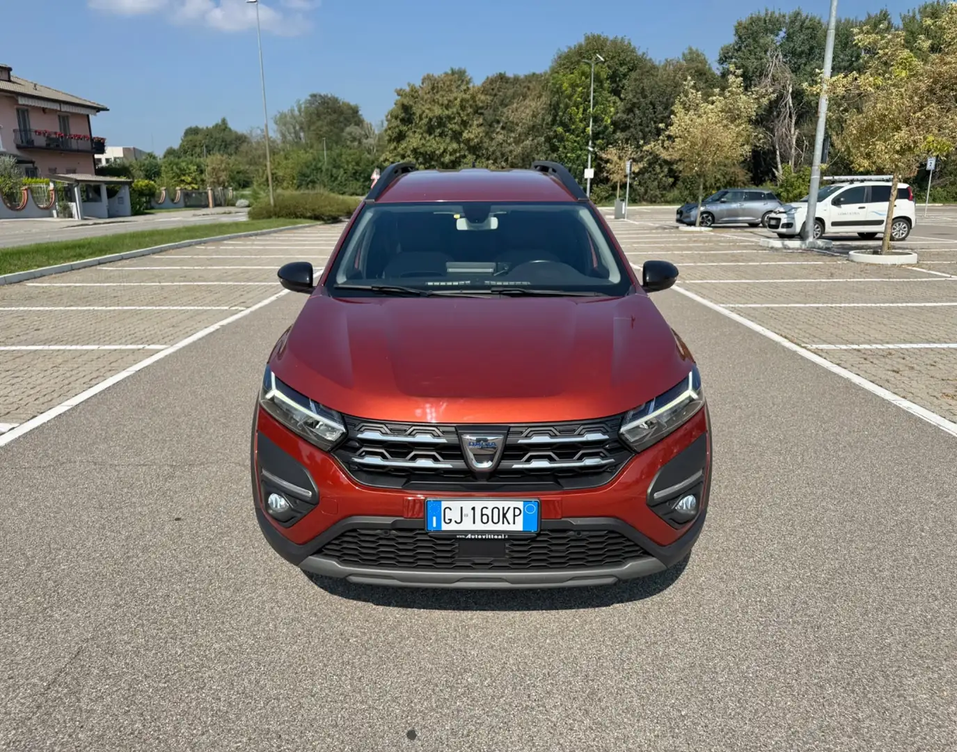 Dacia Jogger Jogger 1.0 TCe 110 CV 7 posti*Navi*Sensori*Cerchi Orange - 2