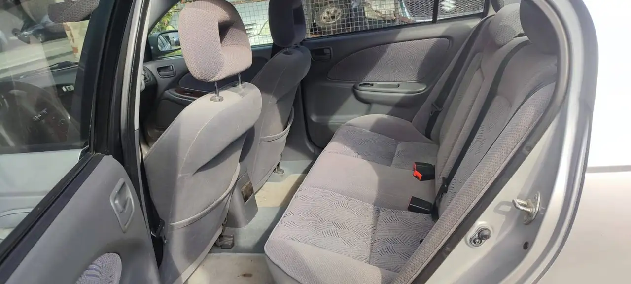 Toyota Avensis Limosine 2,0 L, foto 8