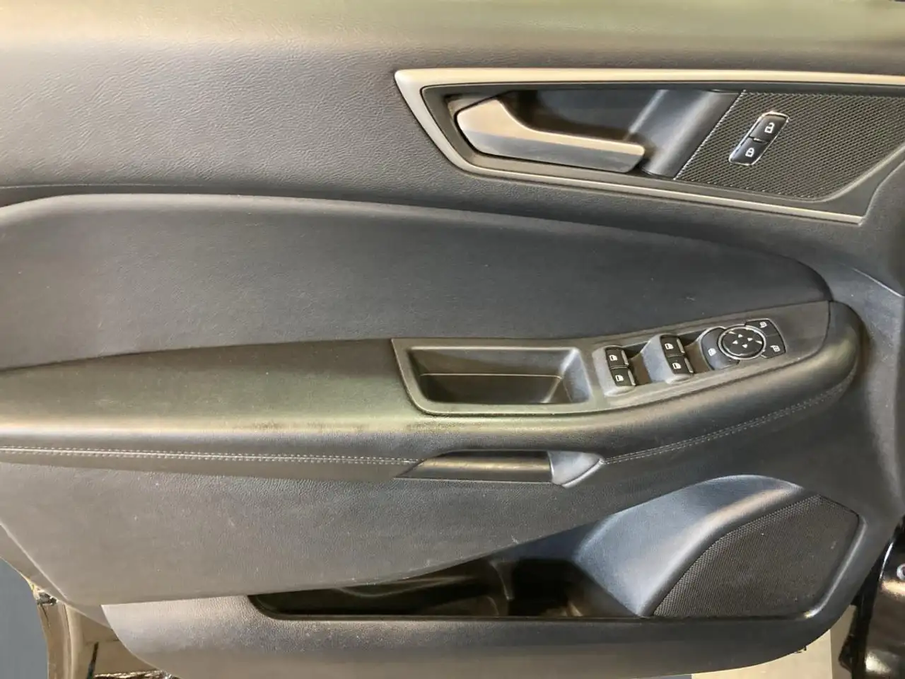 Ford Edge photo Ford Edge
