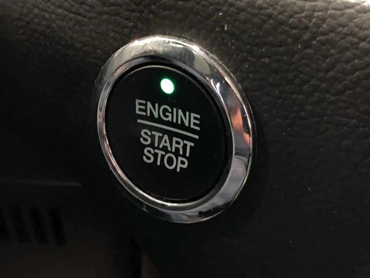 Ford Edge photo Ford Edge