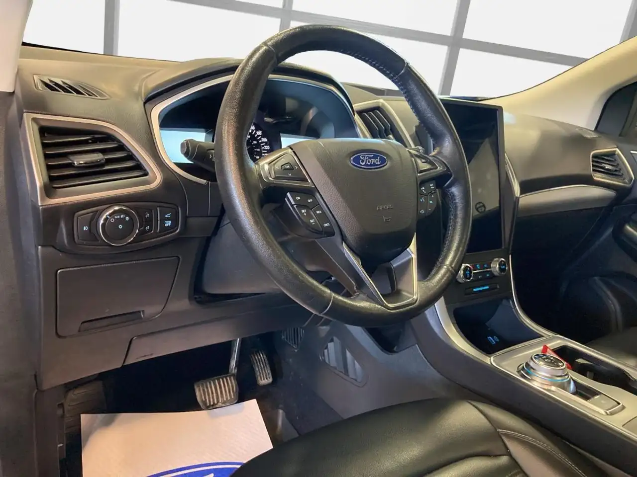 Ford Edge photo Ford Edge