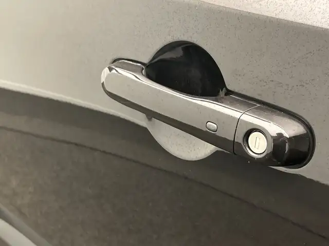 Jeep Renegade view 22