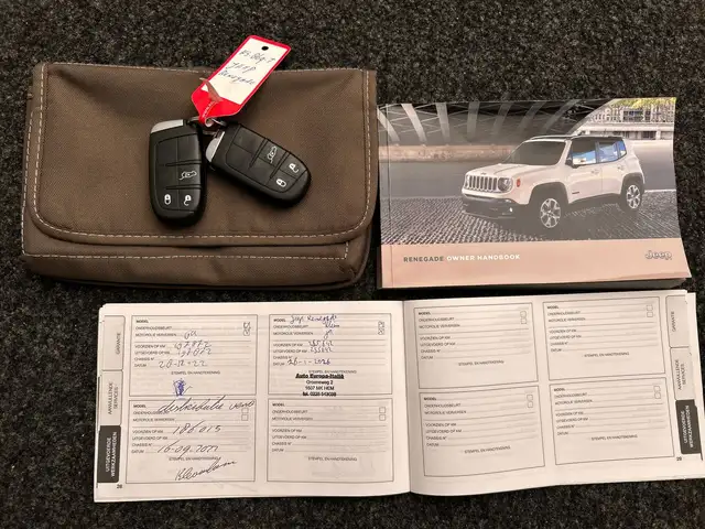 Jeep Renegade view 8