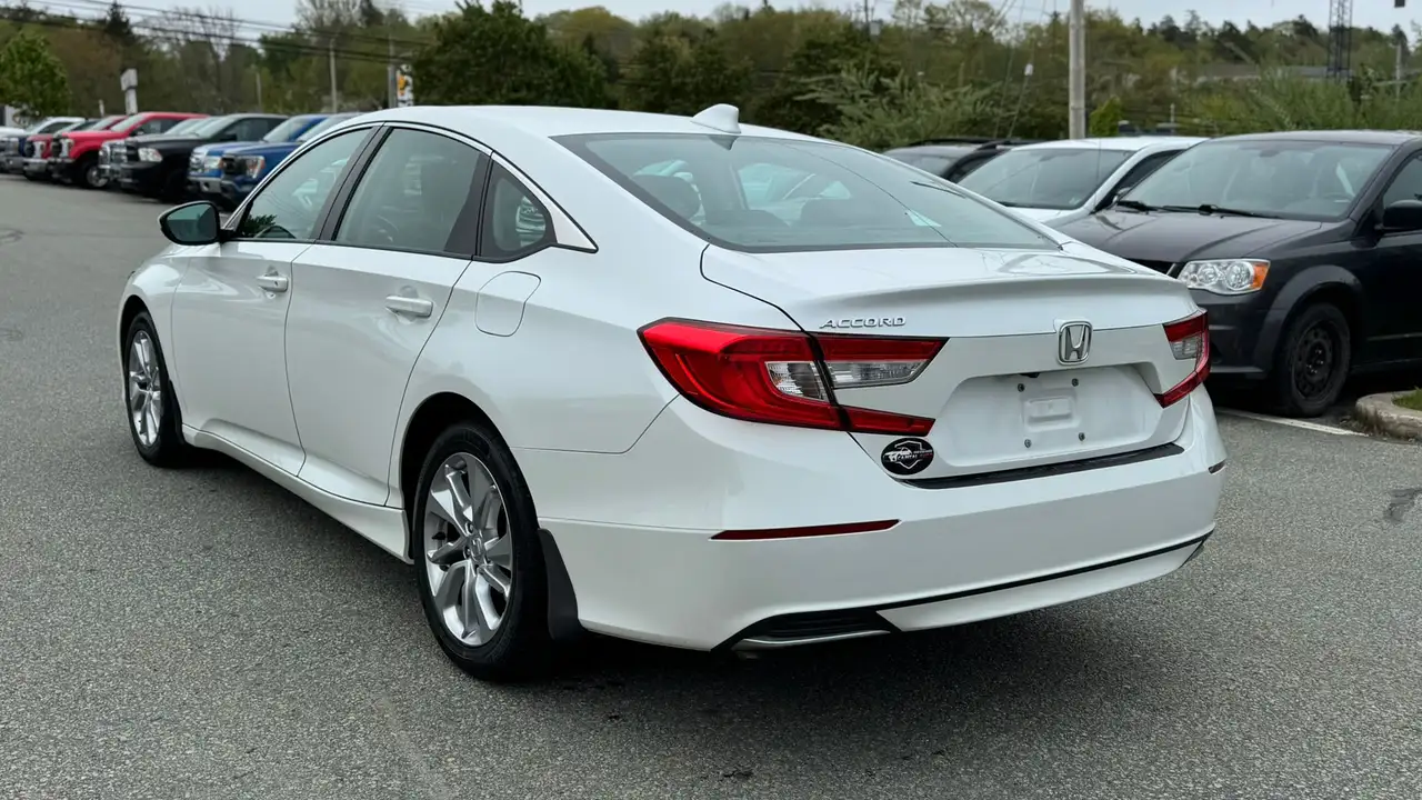 Honda Accord снимка Honda Accord